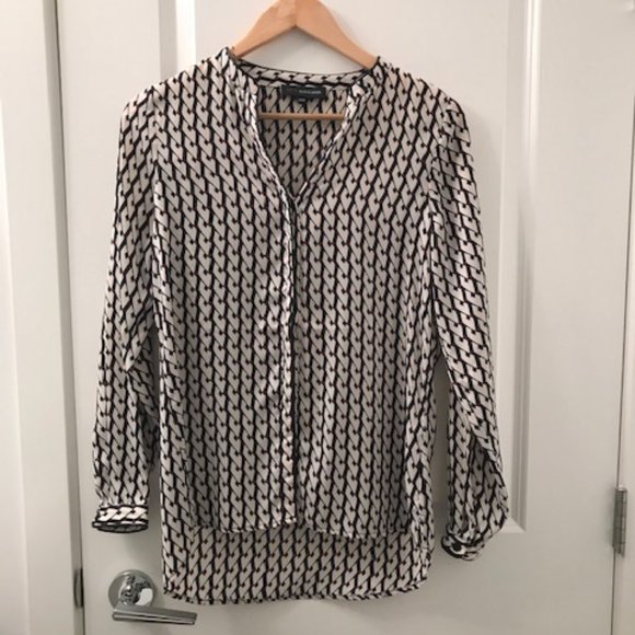 Geometric Button Blouse ~ Edit by JEANNE BEKER - Picture 1 of 11